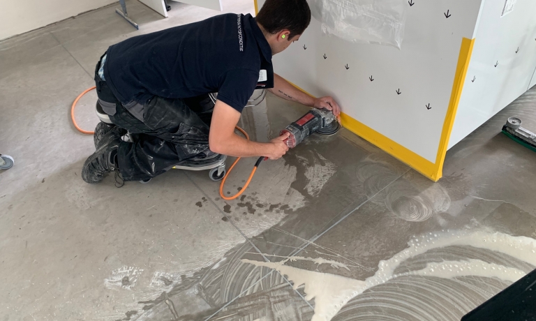 Béton pendant la cure et le retrait du voile